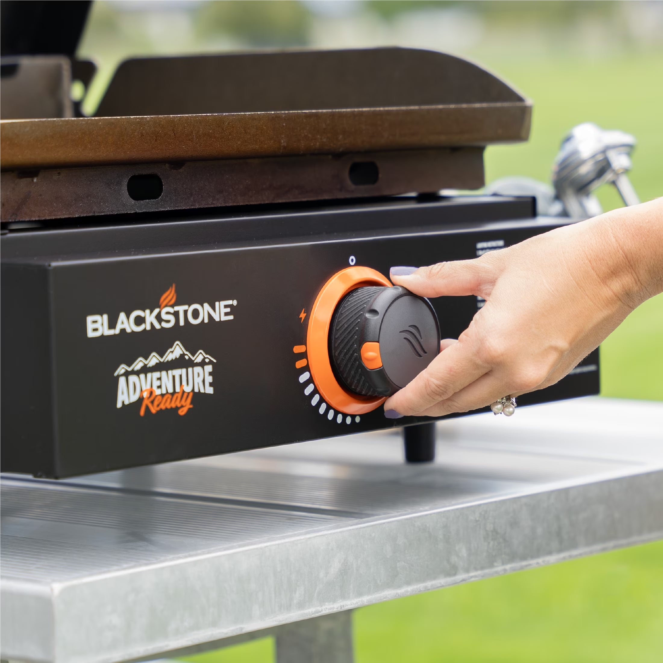 Single Burner 17" Adventure Ready Propane Tabletop Griddle with Hard Cover